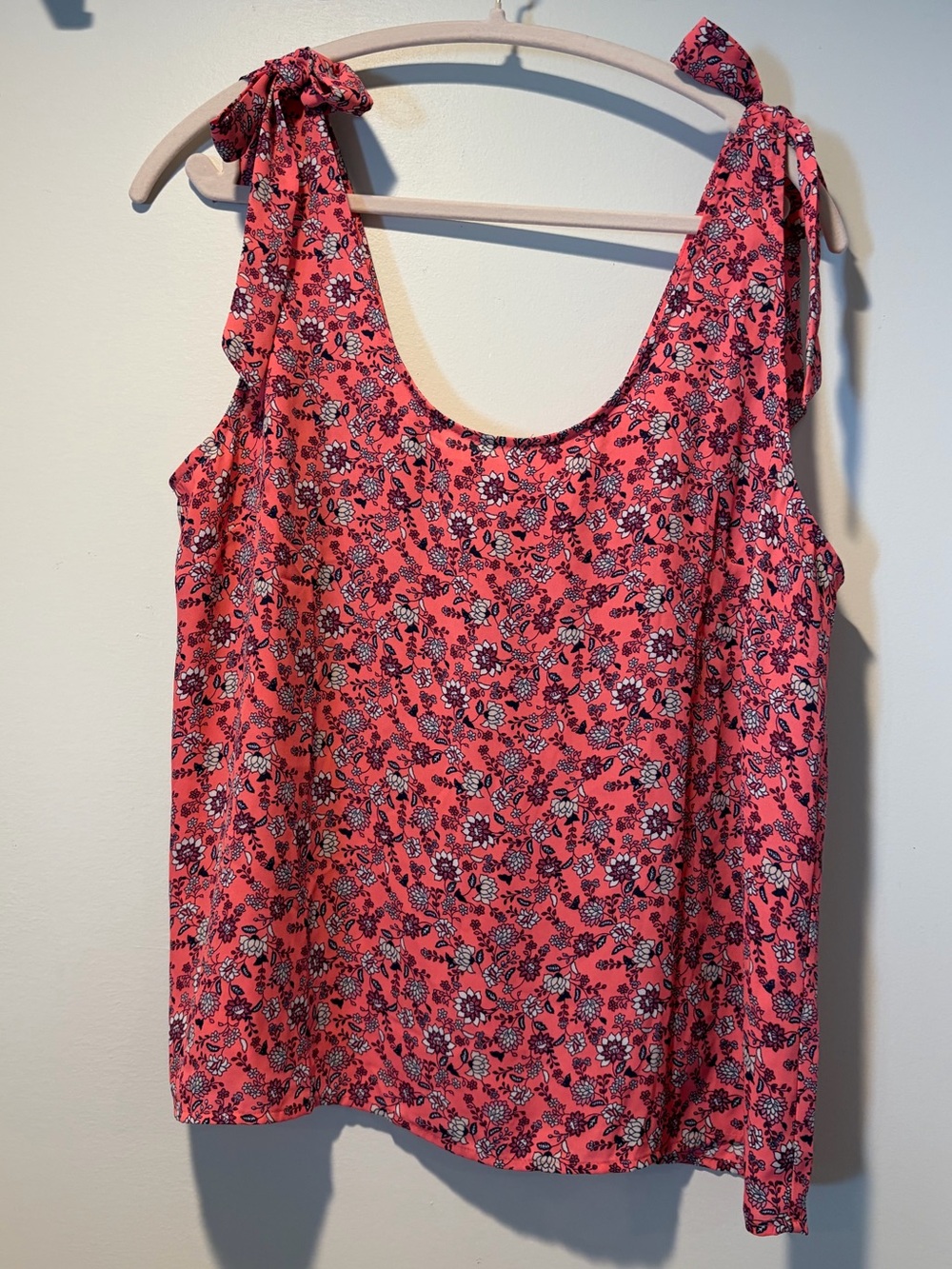 LOFT Outlet Tie-Shoulder Floral Scoop Neck Tank Top